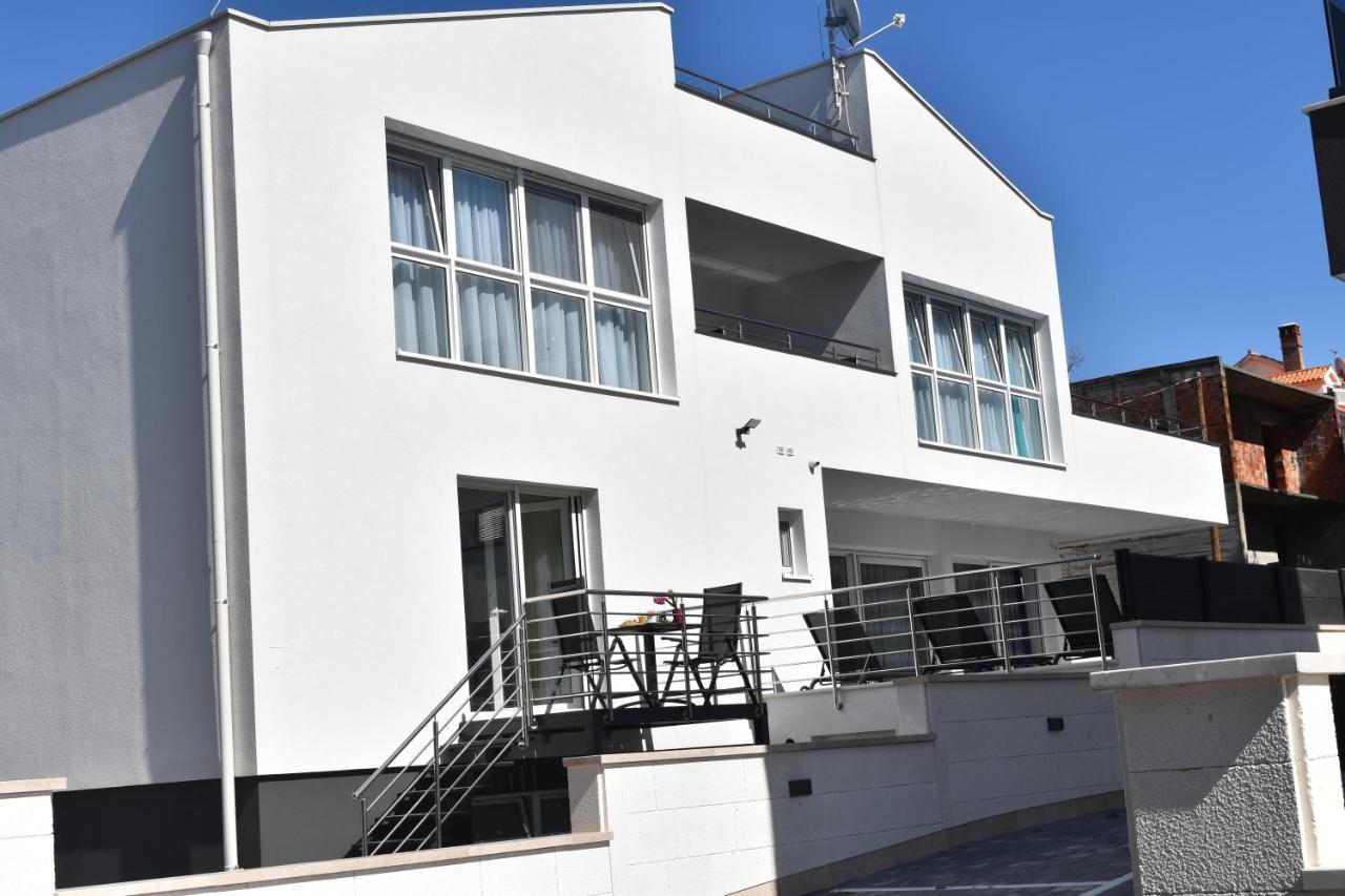 Villa Dalija Biograd Na Moru Exterior photo