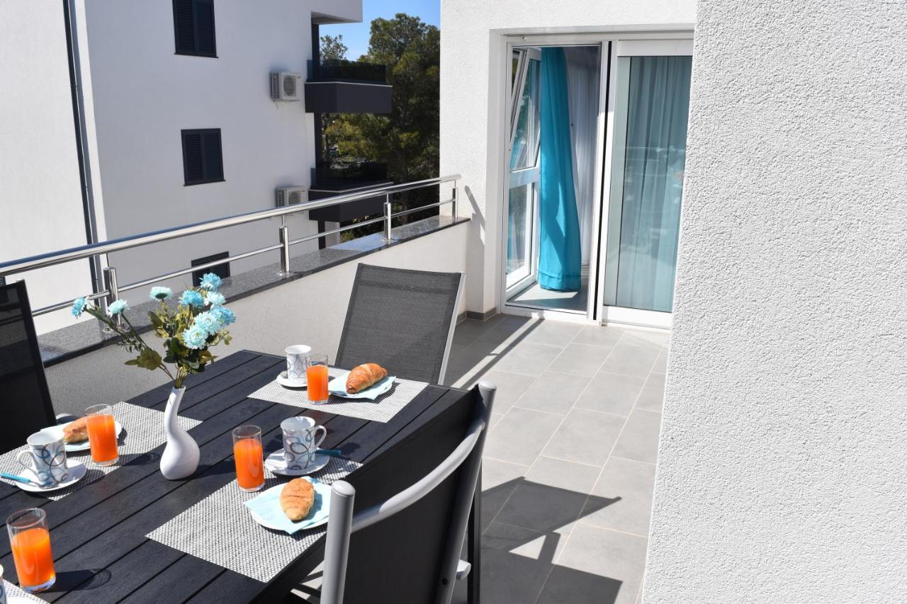 Villa Dalija Biograd Na Moru Exterior photo
